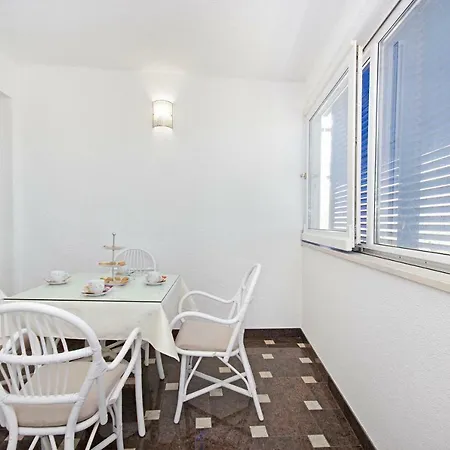 شقة Avantgarde Suites *