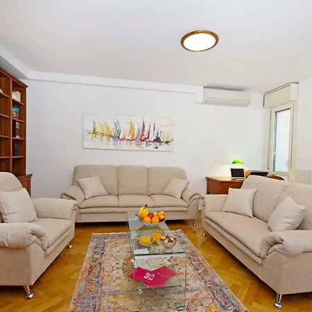 Avantgarde Suites Apartment Split